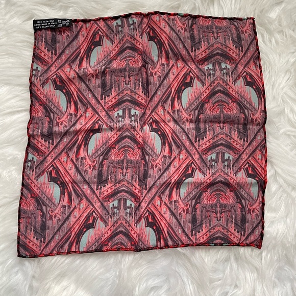 Italo Ferretti | Red and Blue 100% Seta-Silk Tie and Pocket Square - Italy - Picture 13 of 16